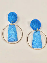 Load image into Gallery viewer, Circle in the Sand Polymer Earrings