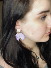 Load image into Gallery viewer, Marvelous Marble Polymer Earrings